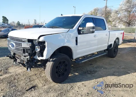 2019 Ford F-250 Lariat z USA, uszkodzony, nr VIN 1FT7W2BT0KEE87142